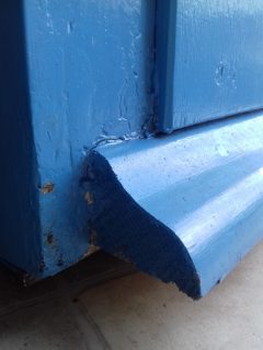 Blue door sill